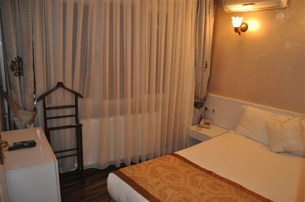 Elite Plus Family Hotel Old City Istanbul Exterior photo