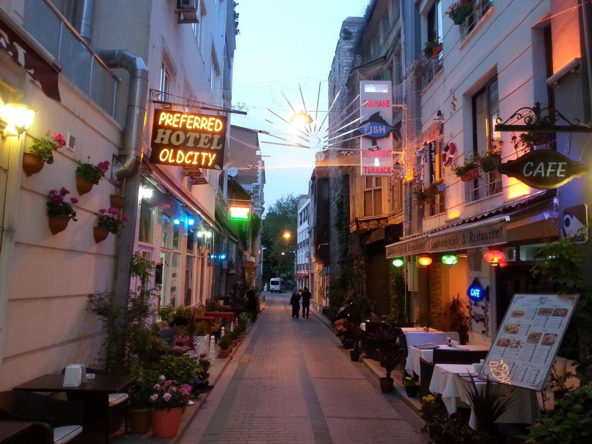 Elite Plus Family Hotel Old City Istanbul Exterior photo